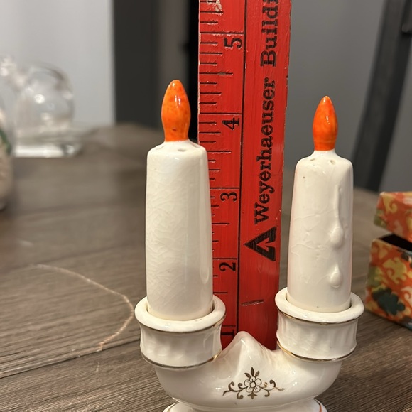 Vintage salt & pepper shakers made in Japan candelabra with box & orange black - Picture 9 of 11